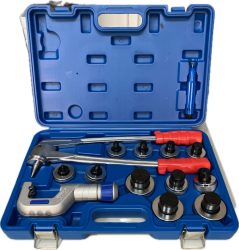 Tool for expanding and calibrating copper pipes CT 2000. Tool for expanding and calibrating copper pipes CT 2000.